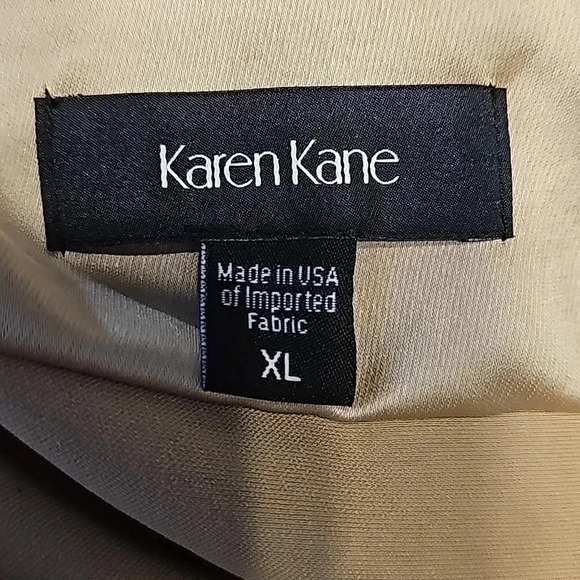 Karen Kane Satin-like Blouse with tie-front and button-up NWT - Picture 10 of 12